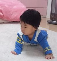 ついに反対側も寝返り～( ＾＾ )