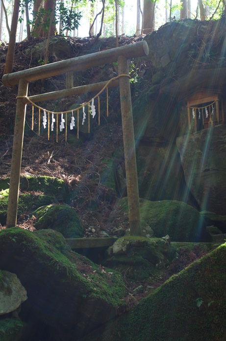 穴森神社