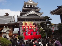 大きな　雛飾り