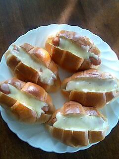☆とろけるチーズで朝食♪