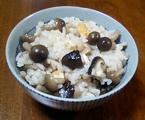 きのこの炊き込みご飯