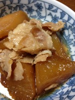 大根と豚肉の煮物