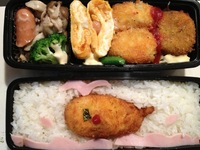 『くじら弁当』～♪
