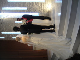 結婚式でしゅ。