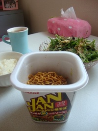 休日のお昼ご飯 щ(`ω´щ)