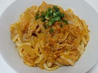 美味しい豚キムチうどんヽ(*´ー`*)ノ …なのに。。。