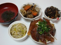 絶品☆関アジ関サバりゅうきゅう丼。( `・ω・´ )。