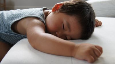 ヨーヨーとシール貼り。