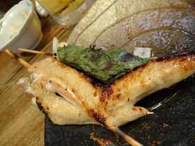 焼鳥やわら。