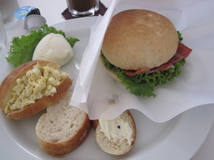 アノーカフェ。