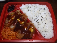 トンカツ弁当