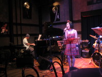 at  ブリックブロック