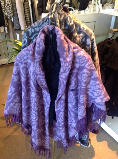 婦人服飾わかば ~せいもん払い超特価品セール実施中~