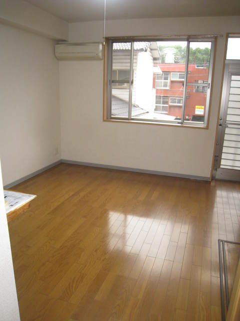 第一池辺ビル 1LDK 第一池辺ビル 1LDK