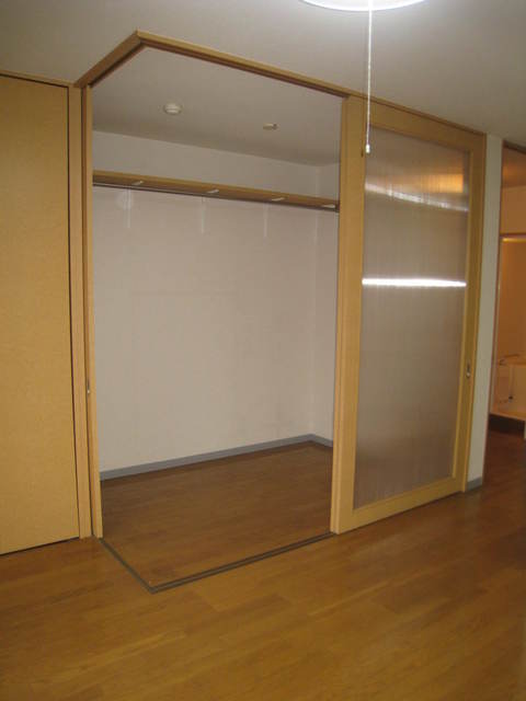 第一池辺ビル 1LDK 第一池辺ビル 1LDK