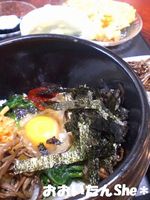 韓国料理ボッコチュクチェの石焼ビビンバ