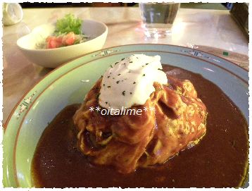 わらわカフェさんのオムライスの写真