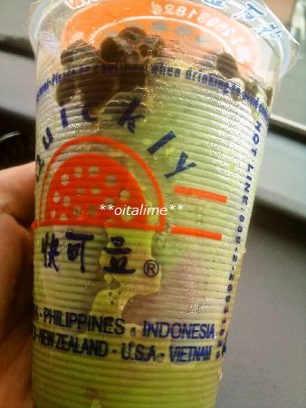 抹茶チョコシェイクブラックタピオカ入りの画像