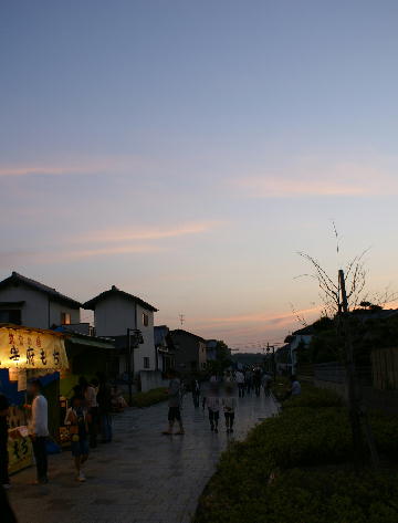万弘寺の市