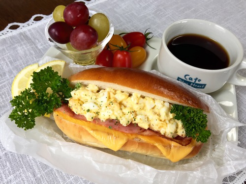 『パンの日』にパンを焼く♬ 『パンの日』にパンを焼く♬