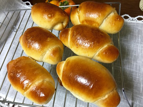 『パンの日』にパンを焼く♬ 『パンの日』にパンを焼く♬