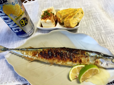 『秋刀魚の塩焼き』でうち飲み♬ 『秋刀魚の塩焼き』でうち飲み♬