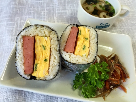『おにぎらず』ランチ♬ 『おにぎらず』ランチ♬