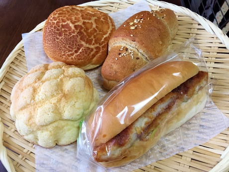 焼き立てパン『よしだ』♬NewOpen 焼き立てパン『よしだ』♬NewOpen