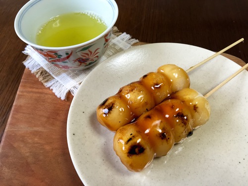 老舗『三木屋菓子舗』♬みたらし団子 老舗『三木屋菓子舗』♬みたらし団子