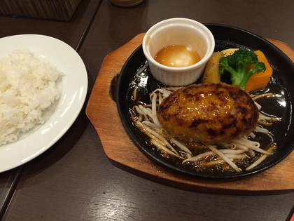 『ハンバーグ＆ステーキ ぎゅう丸』ランチ♬