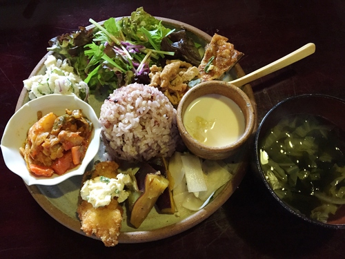 『農民カフェ』プレートランチ♬