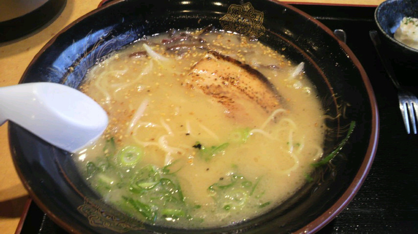 ラーメンなごみでランチしました!