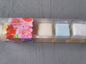 四角い