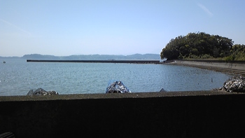 海。。。