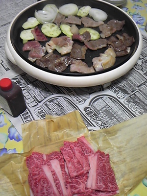 昨夜は焼肉で