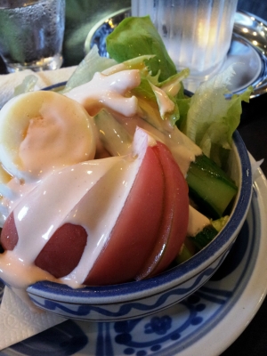「馬家溝」でボルシチ