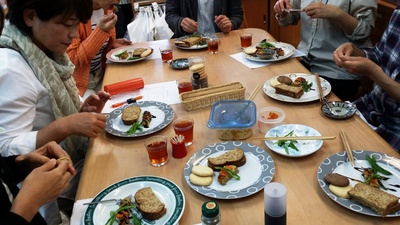 ひよこ豆のミートローフ&フムスのたまごサンド(マクロビ仕様) ひよこ豆のミートローフ&フムスのたまごサンド(マクロビ仕様)