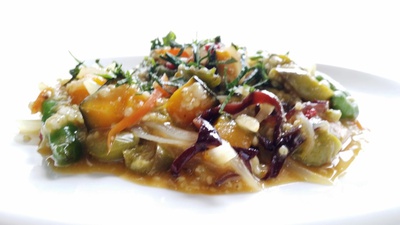 白みそ白ゴマだれのスチーム野菜