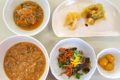 味噌おじや*切り干し大根サラダ*かぼちゃのそぼろあんかけ 味噌おじや*切り干し大根サラダ*かぼちゃのそぼろあんかけ