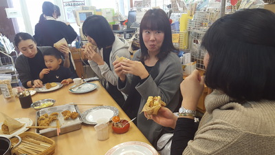 大豆タンパクのカツでライスバーガー‼ 大豆タンパクのカツでライスバーガー‼
