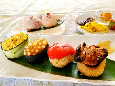 食養料理クラス✳️野菜寿司✳️ワカメ豆腐の澄まし汁✳️桜餅 食養料理クラス✳️野菜寿司✳️ワカメ豆腐の澄まし汁✳️桜餅