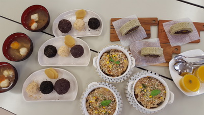 ✳三色おはぎ✳おろし仕立てのすまし汁✳秋野菜のグラタン✳米粉の抹茶ロールケーキ ✳三色おはぎ✳おろし仕立てのすまし汁✳秋野菜のグラタン✳米粉の抹茶ロールケーキ