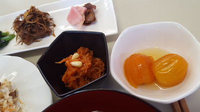 ✳ちらし寿司✳すまし汁✳青菜の磯和え✳食養きんぴら✳金柑の水煮 ✳ちらし寿司✳すまし汁✳青菜の磯和え✳食養きんぴら✳金柑の水煮