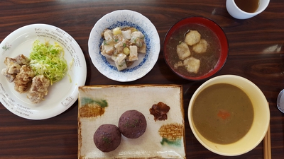 ✳ぼたもち✳キャベツのスープ✳蒸し里芋のあんかけ✳大豆タンパクの唐揚げ✳淡雪スープ ✳ぼたもち✳キャベツのスープ✳蒸し里芋のあんかけ✳大豆タンパクの唐揚げ✳淡雪スープ