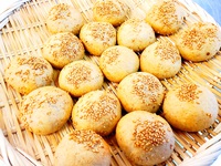 白ごまパン 2022/05/11 08:50:26