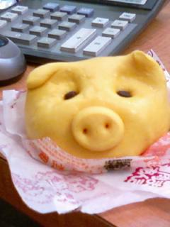 黄金のぶたまん!