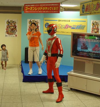 ヒーロー登場~♪