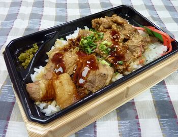 豚の蒲焼重~♪