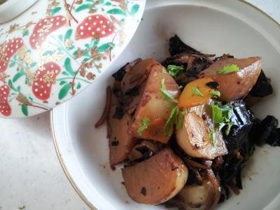 炒り大豆と大根葉ふりかけの玄米混ぜご飯