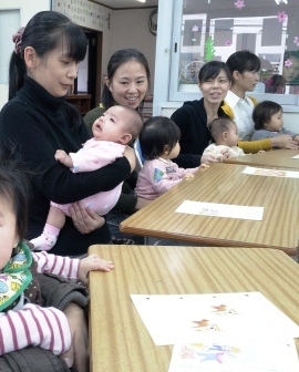 よちよちクラスの生徒ちゃん